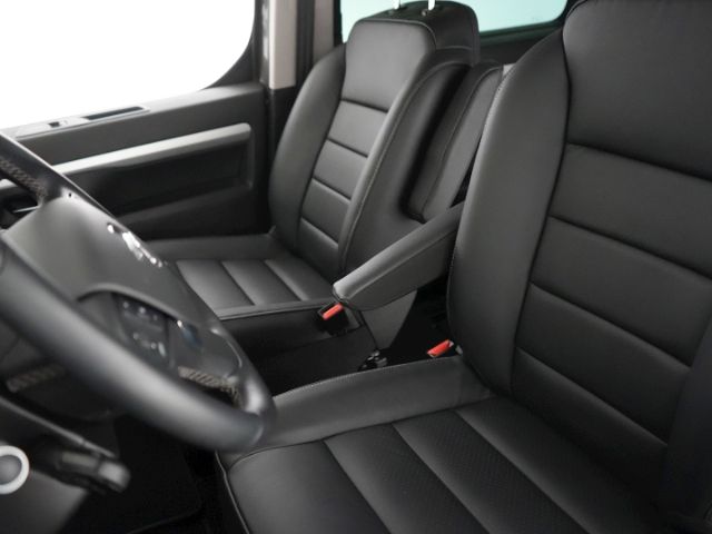 Zafira Life e TOURER L 75kWh AT 8-SITZER+BI XENO