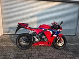Honda CBR 600 RR - HONDA ABS CBR 600RR