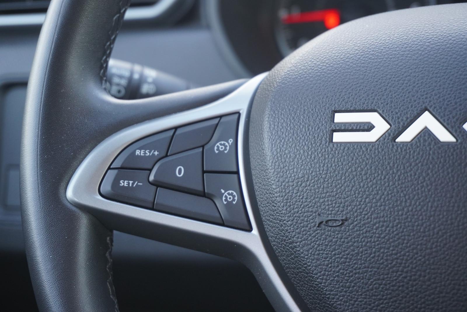 Dacia Duster II 1.3 TCE Journey LED Navi Kamera AHK