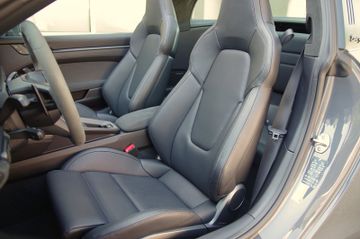 Porsche 992 Targa 4 GTS*ACC,BOSE,18-Wege,Sitzbelüft,360°