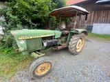 John Deere 820er