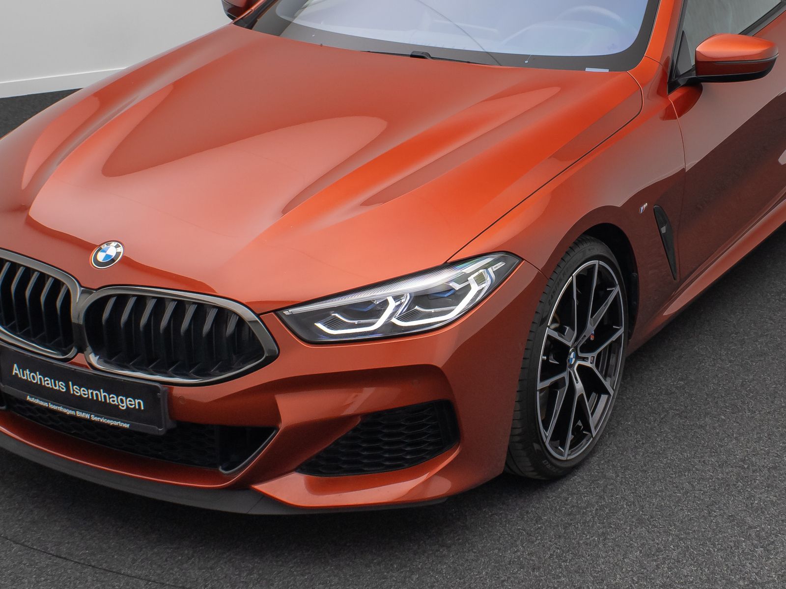 Fahrzeugabbildung BMW M850i xD Laser Kamera HUD DAB H/K SoftCL 20Zoll