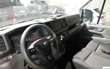 Volkswagen Crafter - 11