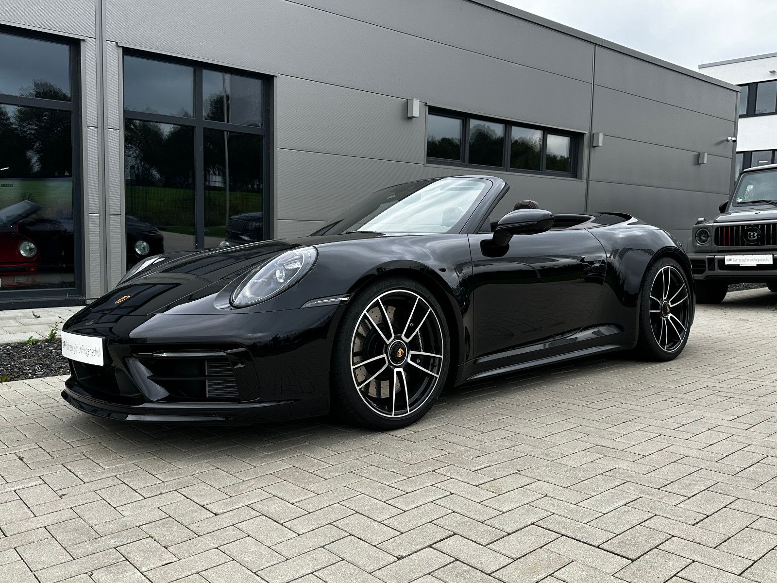 Fahrzeugabbildung Porsche 911/992 4 GTS Cabrio-Lift-LED-18-Wege-360 Kam.