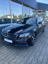Mercedes-Benz E 220 d T Autom. -8-fach bereift  - Mercedes-Benz E 220 Gebrauchtwagen in Mannheim