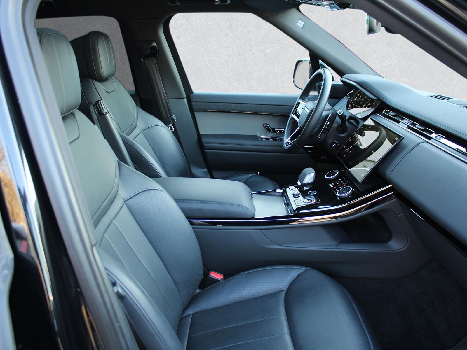 Fahrzeugabbildung Land Rover Range Rover Sport P440e Dynamic SE