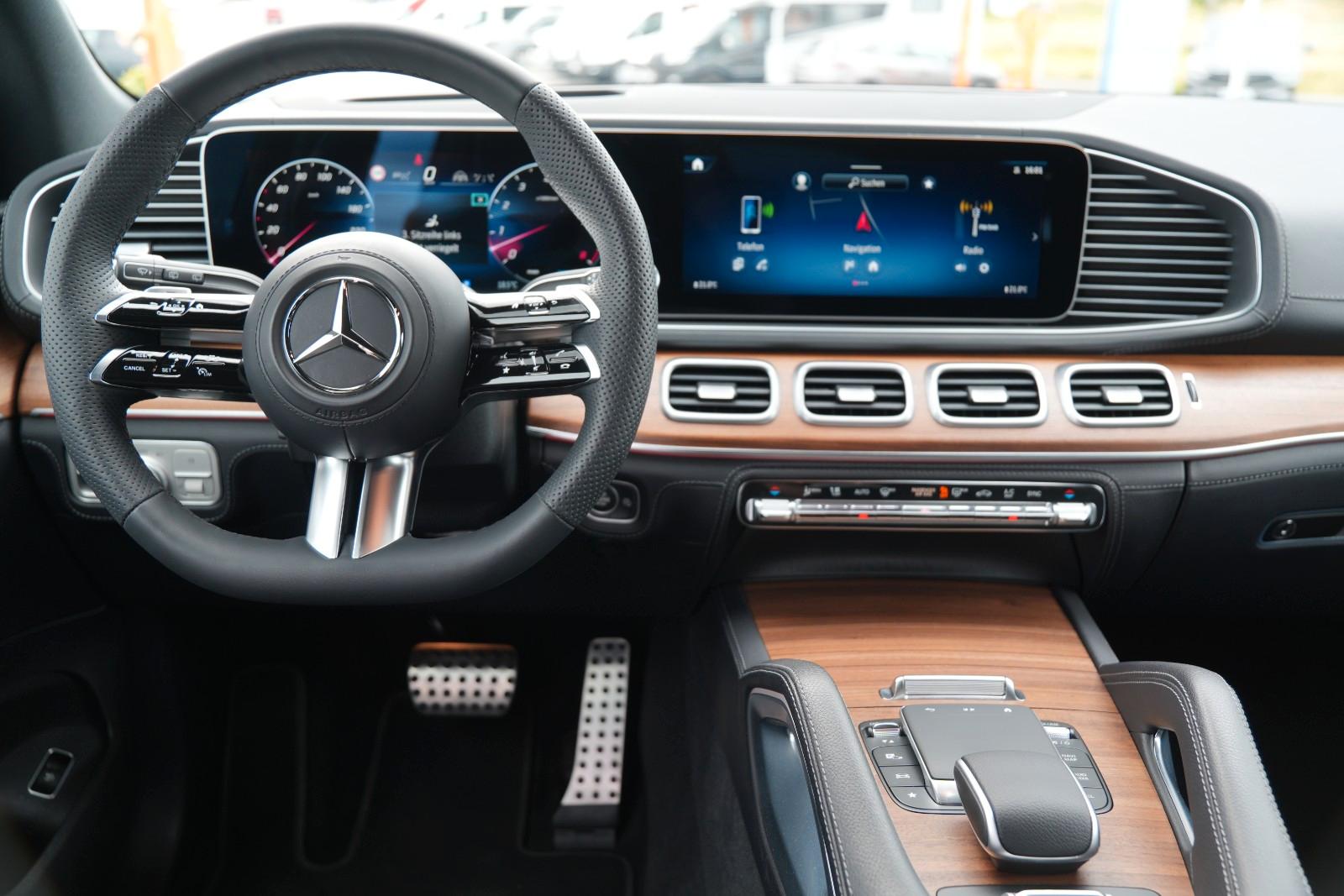 Mercedes-Benz GLS 450 4-Matic AHK PANO 23-Zoll AMG-Line