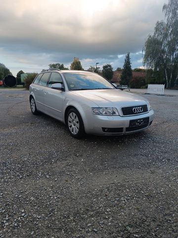 Audi A4 2.5TDI Automatik S-Line Avant