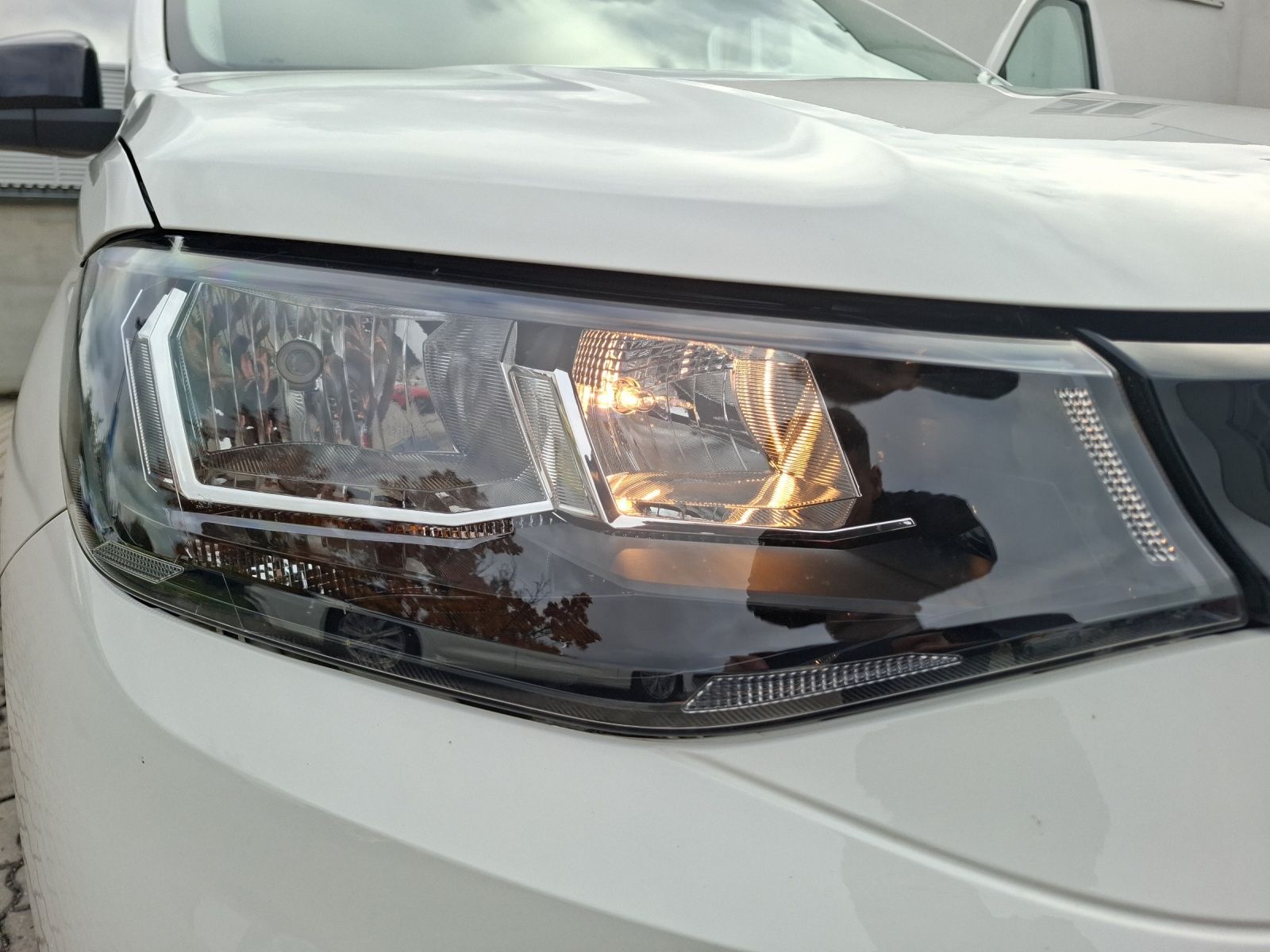 Fahrzeugabbildung Volkswagen Caddy Kasten TSI  EcoProfi Klima DAB PDC SHZ