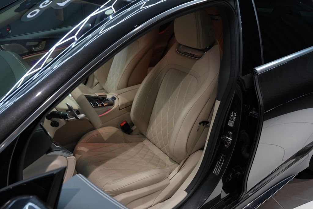MERCEDES-BENZ AMG GT 53 4Matic+*BURM*360*MASSAGE*V8*1HAND*VOLL MERCEDES-BENZ AMG GT 53 4Matic+*BURM*360*MASSAGE*V8*1HAND*VOLL