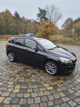 BMW 220 Active Tourer 220i  SPORT,Automatik,LED - BMW 220 Active Tourer von privat