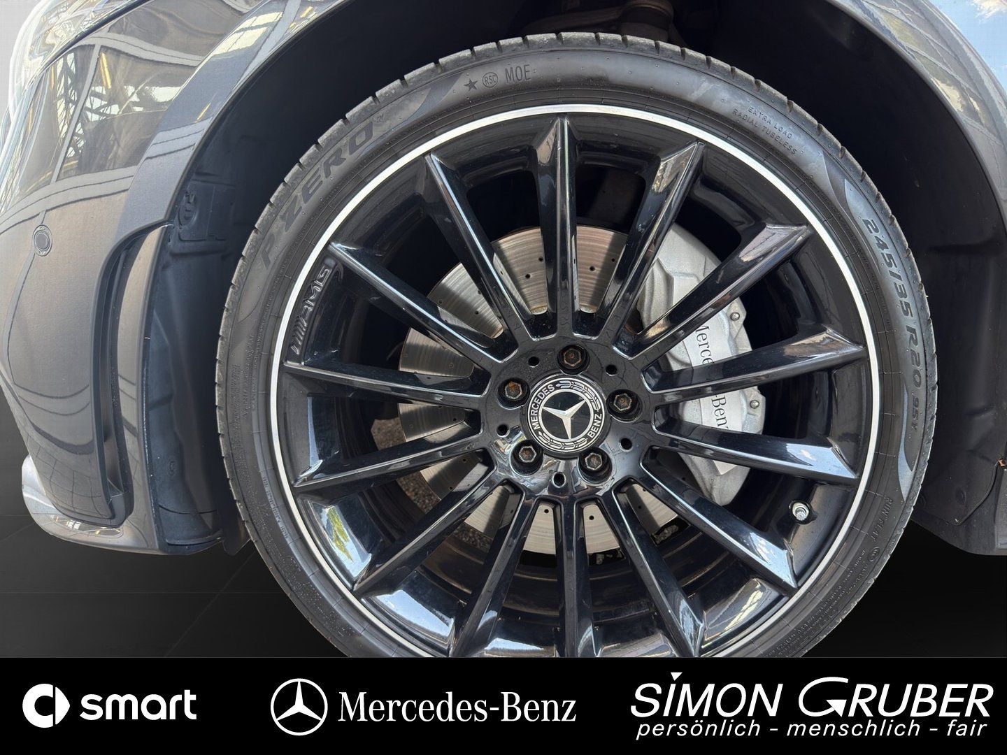 Fahrzeugabbildung Mercedes-Benz CLS 400 d 4M AMG Night Burm Widescreen AirBody