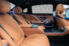 S 580 Maybach 4M 2025 BLACK/BROWN 4D VIP E-BODY