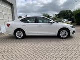 Skoda Octavia 1.5TSI Limousine Virtual+Sitzhzg+Klima - Skoda Octavia: Limousine
