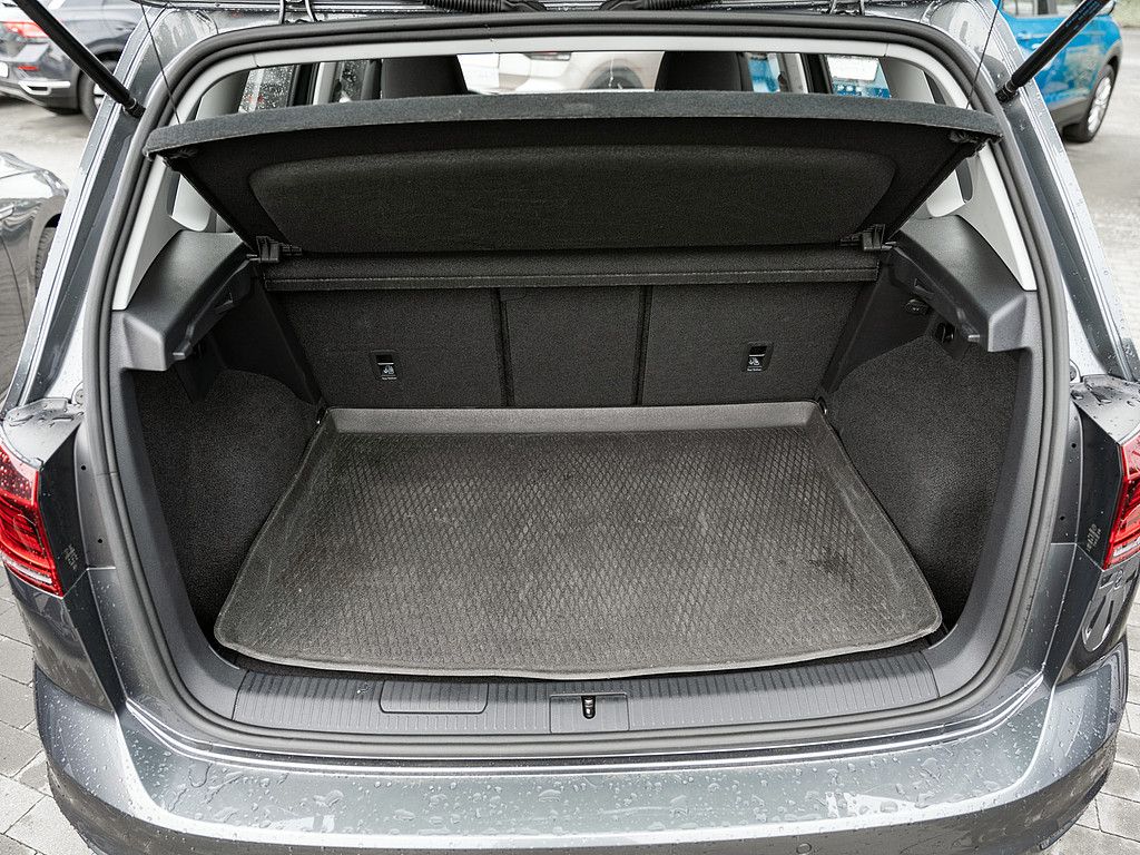 Fahrzeugabbildung Volkswagen Golf Sportsvan 1.0 TSI Comfortline AHK NAVI