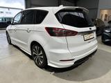 Ford S-MAX ST-Line 7Sitzer Navi LED Pano STHZ AHK ACC - Ford S-Max mit Diesel-Antrieb: Kleinbus