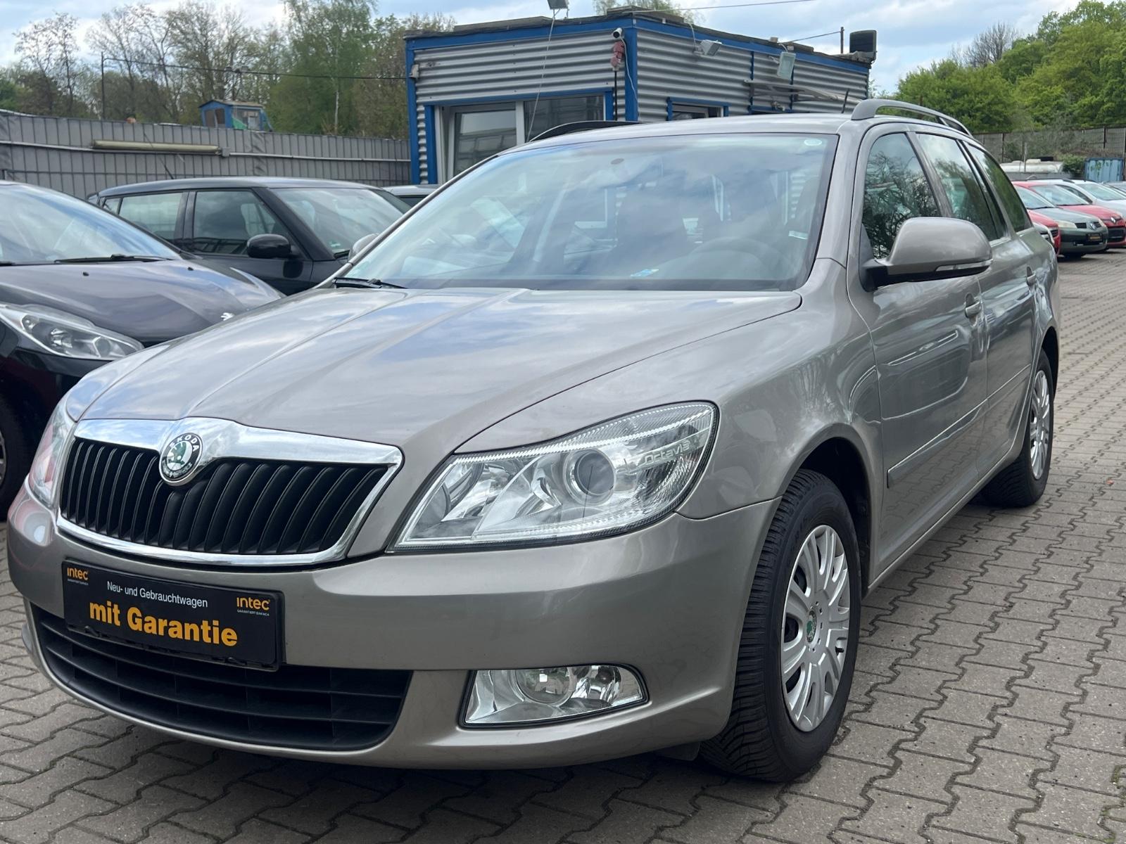 Skoda Octavia Ambiente*KLIMA*AHK*PDC*TÜV NEU
