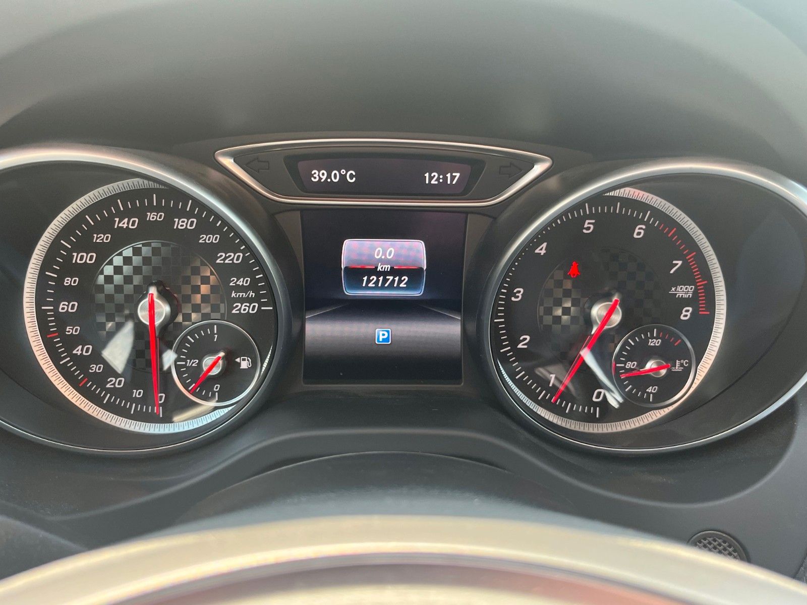 Fahrzeugabbildung Mercedes-Benz A 180 BE URBAN Navi LED SPORTSITZE Leder 2.HAND