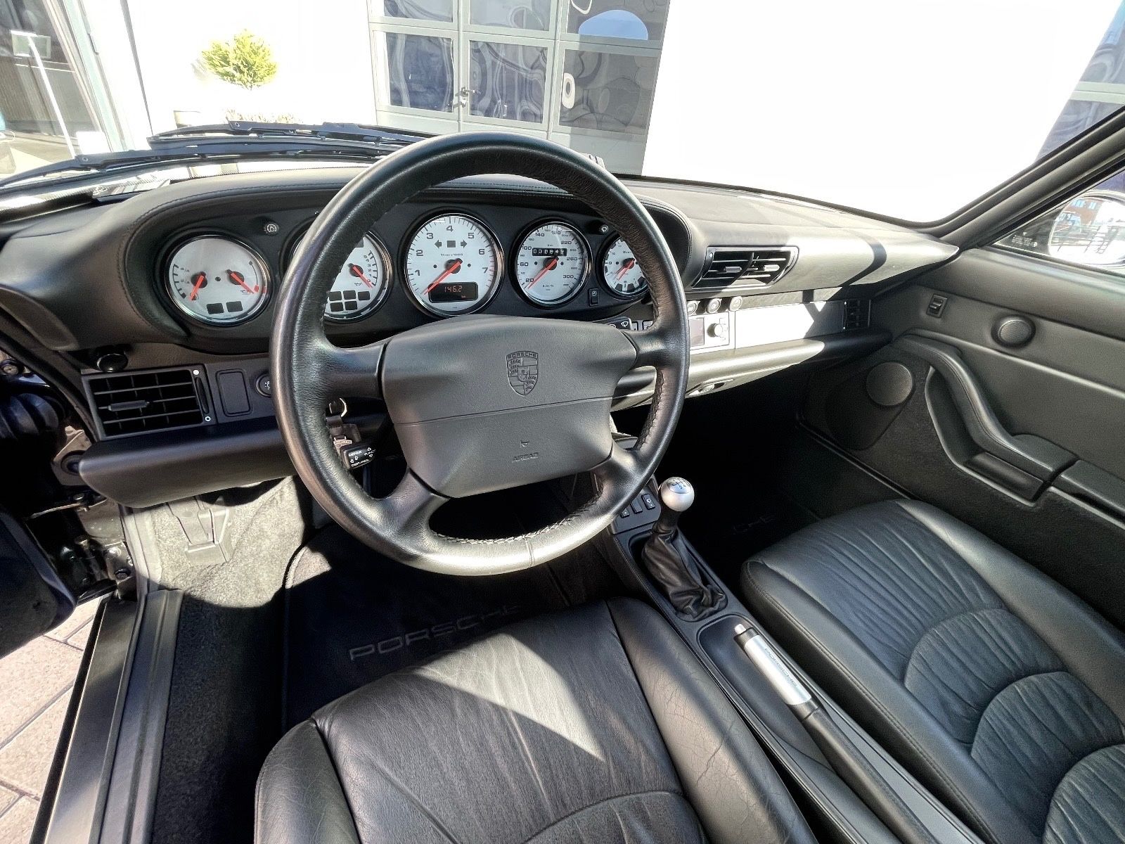 Fahrzeugabbildung Porsche 993 TURBO WLS 2 450PS SAMMLER 31000KM TRAUMZUST!