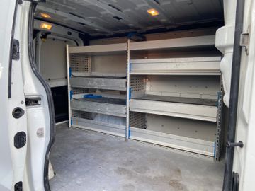 Opel Vivaro - 11