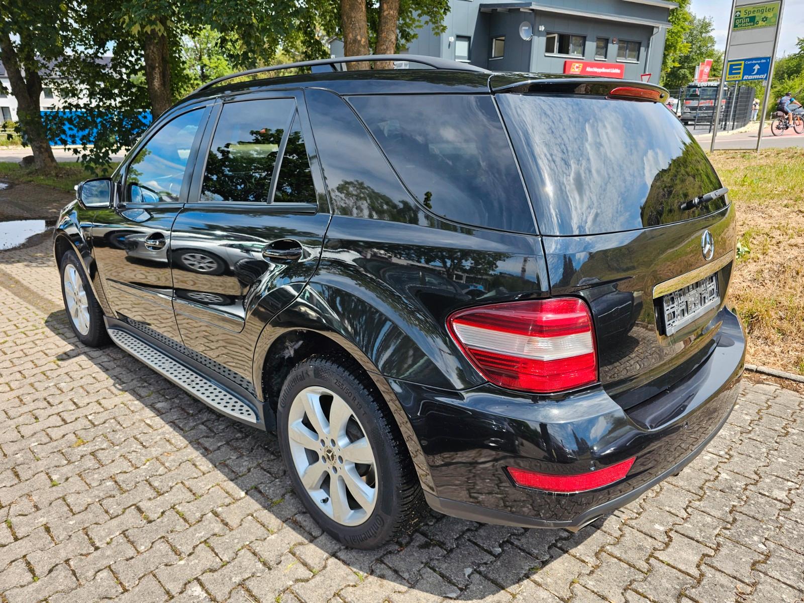 Mercedes-Benz ML350 2008 — engine 3.498 cm³, 272 HP (200kW)