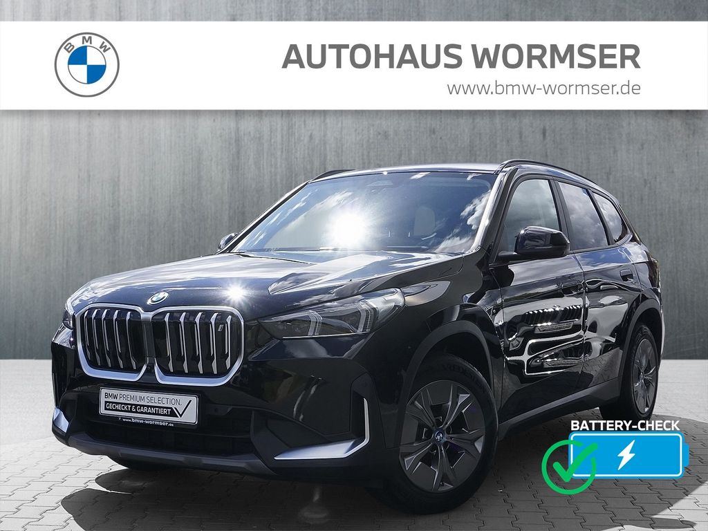 BMW iX1