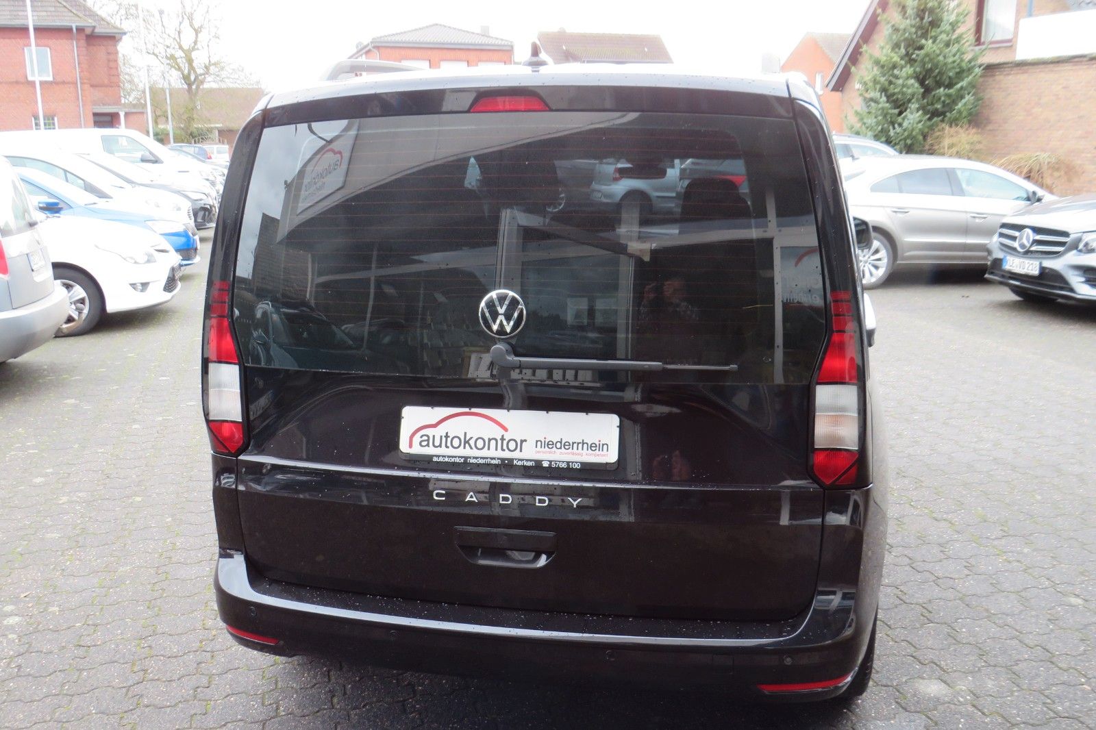 Fahrzeugabbildung Volkswagen Caddy Life DSG NAVI PDC SITZHEI. 1.H NEUES MODEL