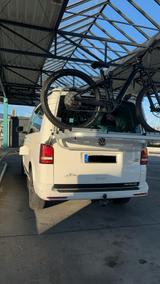 Volkswagen T5 California Motor neu - weiße Volkswagen T5 California