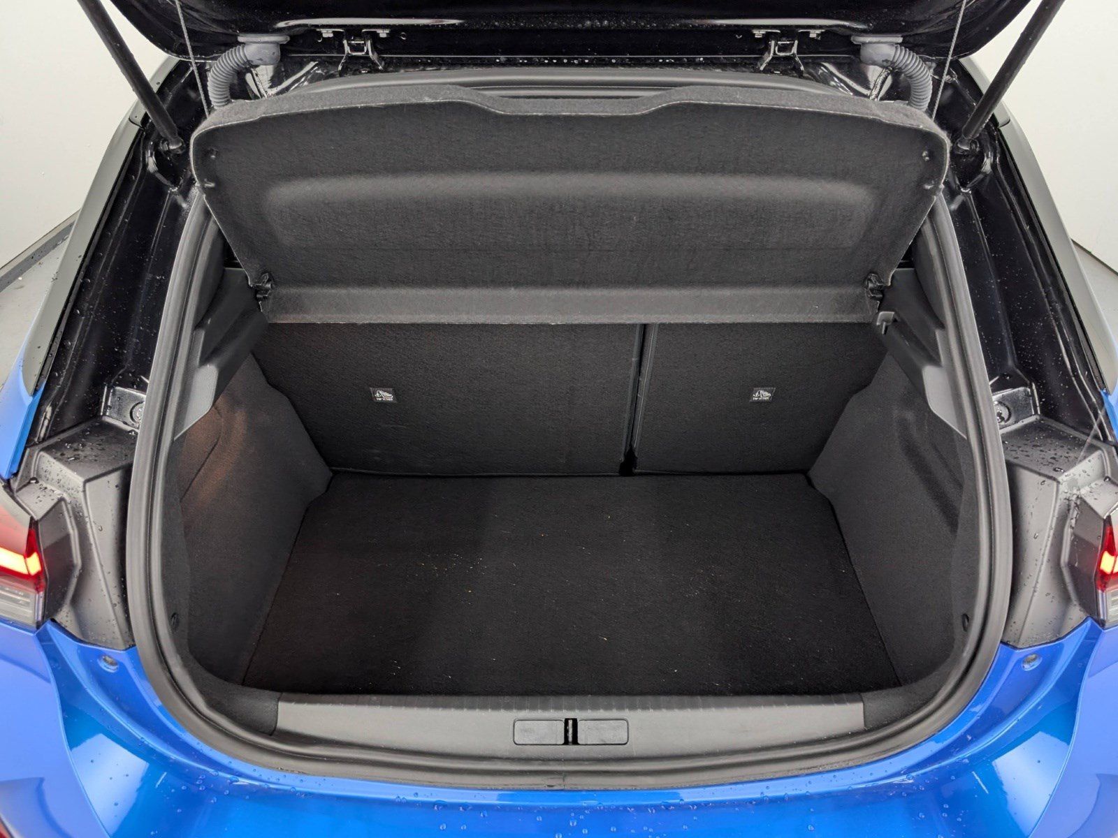OPEL Corsa  YES 1.2 Turbo LED CarPlay SHZ – Bild 10