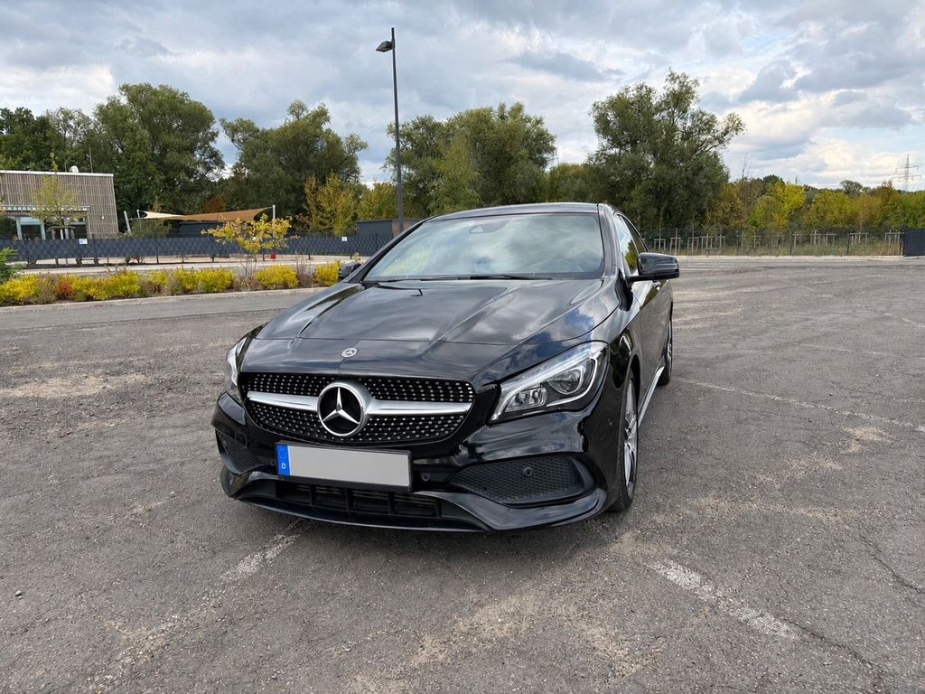 Image of Mercedes-Benz CLA 220