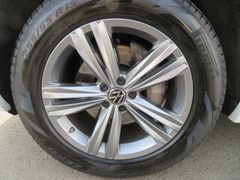VW Touareg 3.0 TDI R-Line 4M Matrix Leder Ahk Black VW Touareg 3.0 TDI R-Line 4M Matrix Leder Ahk Black