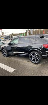 Audi Q3 Sportback 35 TFSI S line- edition one  - Audi Q3: Velours, Berganfahrassistent, Geländewagen