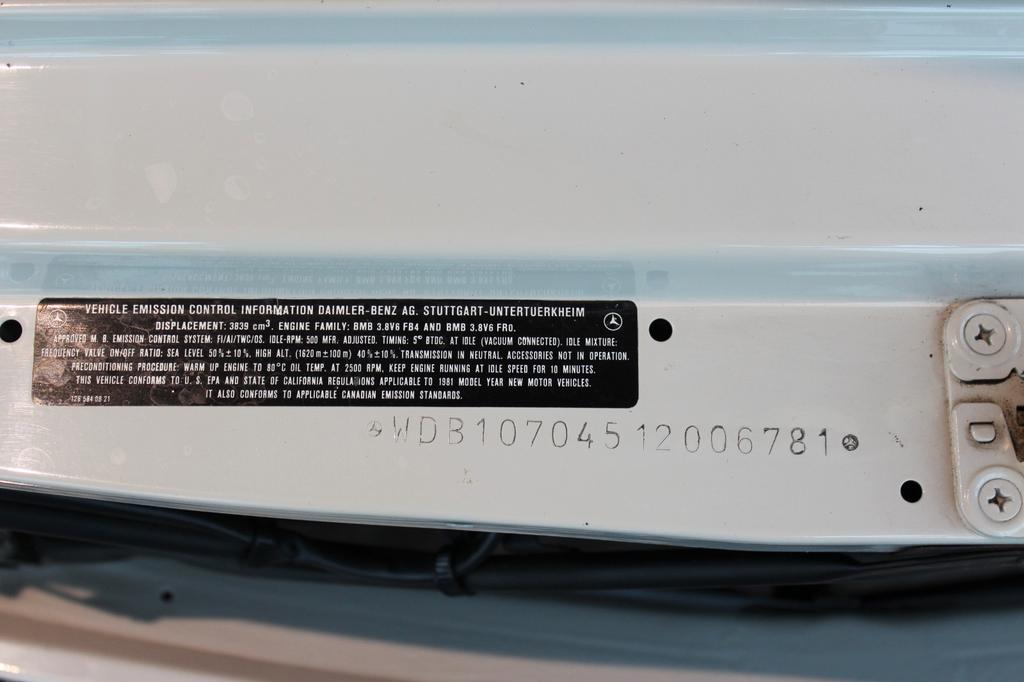 Mercedes-Benz SL 380