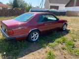Mercedes-Benz CE 230 - Mercedes-Benz Oldtimer: Coupe