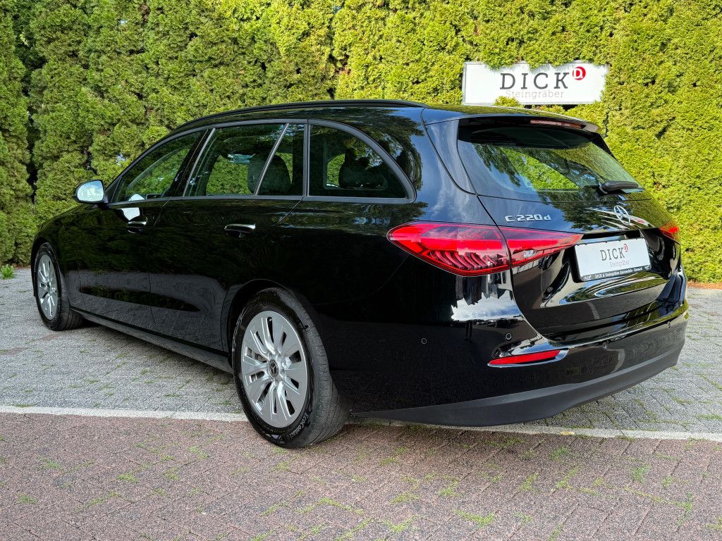Fahrzeugabbildung Mercedes-Benz C 220 d T 9G LED+MBUX+KAMERA+SHZ+PARK+DAB