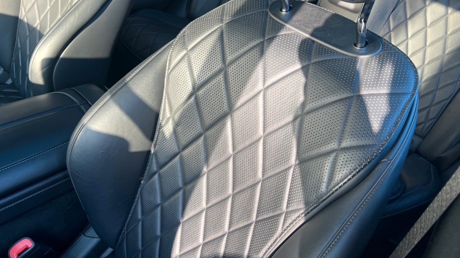 Fahrzeugabbildung Mercedes-Benz S500 4Matic Lang*AMG*LUFT