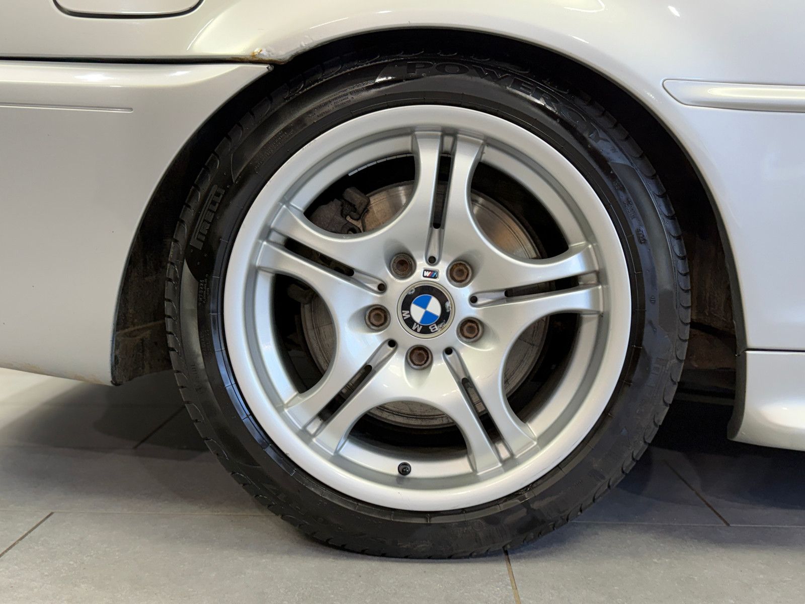 Fahrzeugabbildung BMW 330Ci|M-PAKET 2|HIFI|PDC|NAVI|LCI