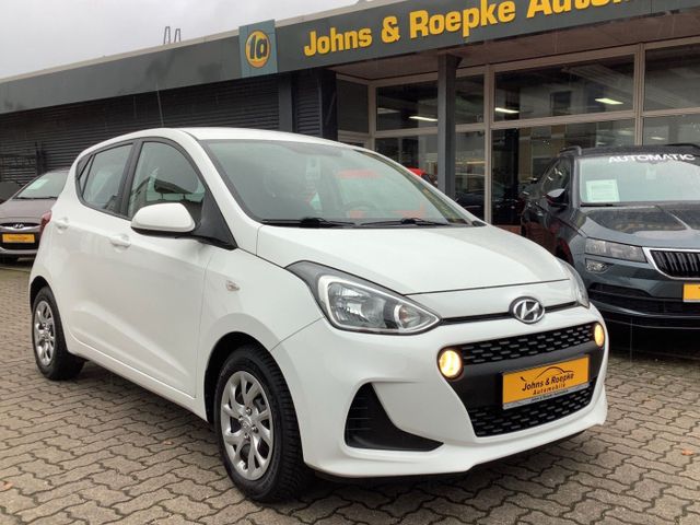 Hyundai i10 / NEUE ALLWETTERREIFEN / NAVI / TEMP/LIM