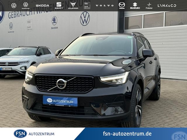 Volvo XC40 B3 Benzin 163PS Plus Dark 360° LEDER PANO