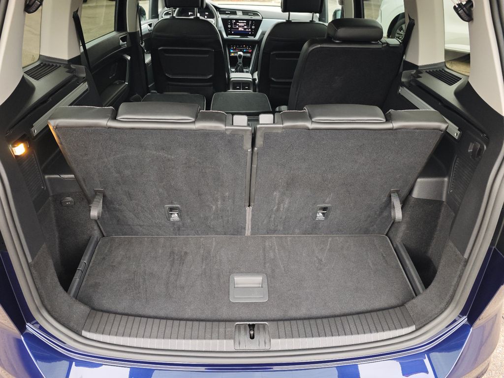 VW Touran Comfortline 150PS # 7-Sitzer # ACC # NAVI VW Touran Comfortline 150PS # 7-Sitzer # ACC # NAVI