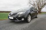 Toyota Avensis Combi 2,2-l-D-CAT Executive Executive - gebrauchte Toyota Avensis aus dem Jahr 2013