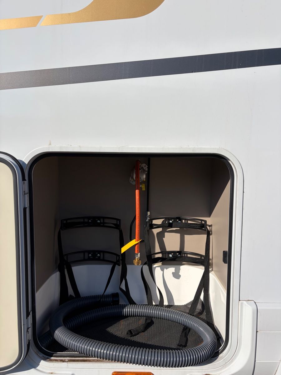 Fahrzeugabbildung Eura Mobil Profila RS 695 EB