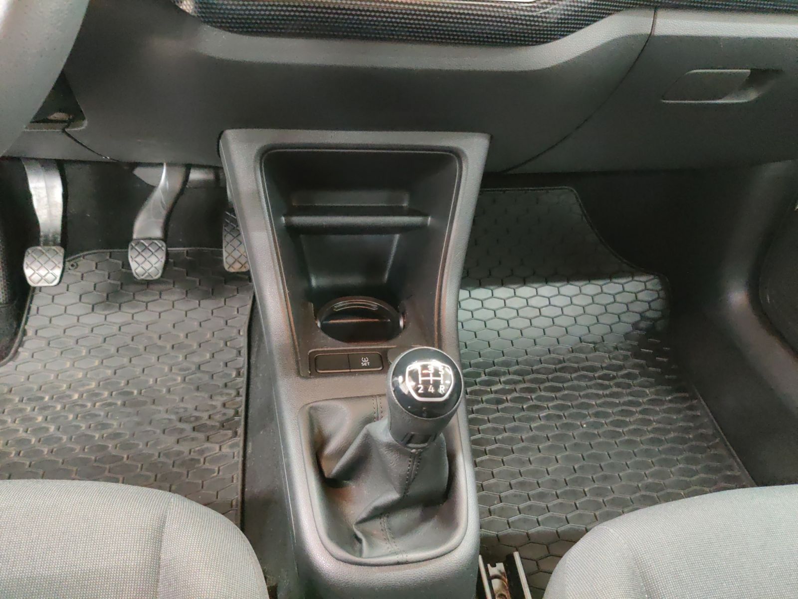 Volkswagen up! - Bild 12