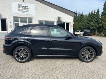 Porsche Cayenne - 8