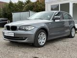 BMW 116 Baureihe 1 Lim. 116d/Navi/Modellpflege - BMW 116 aus 2010 mit Diesel-Antrieb: Limousine