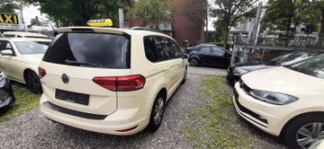 Volkswagen Touran - 5