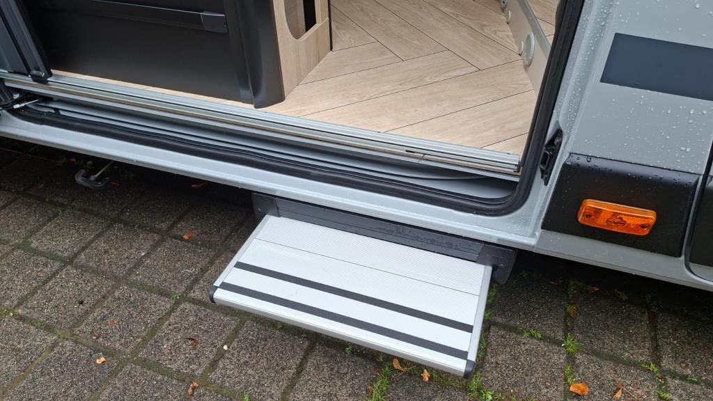 Autohaus Zimpel & Franke -  Challenger V210 Sport 2026er +ArcticPaket+Solar - Bild 5 Autohaus Zimpel & Franke -  Challenger V210 Sport 2026er +ArcticPaket+Solar - Bild 5