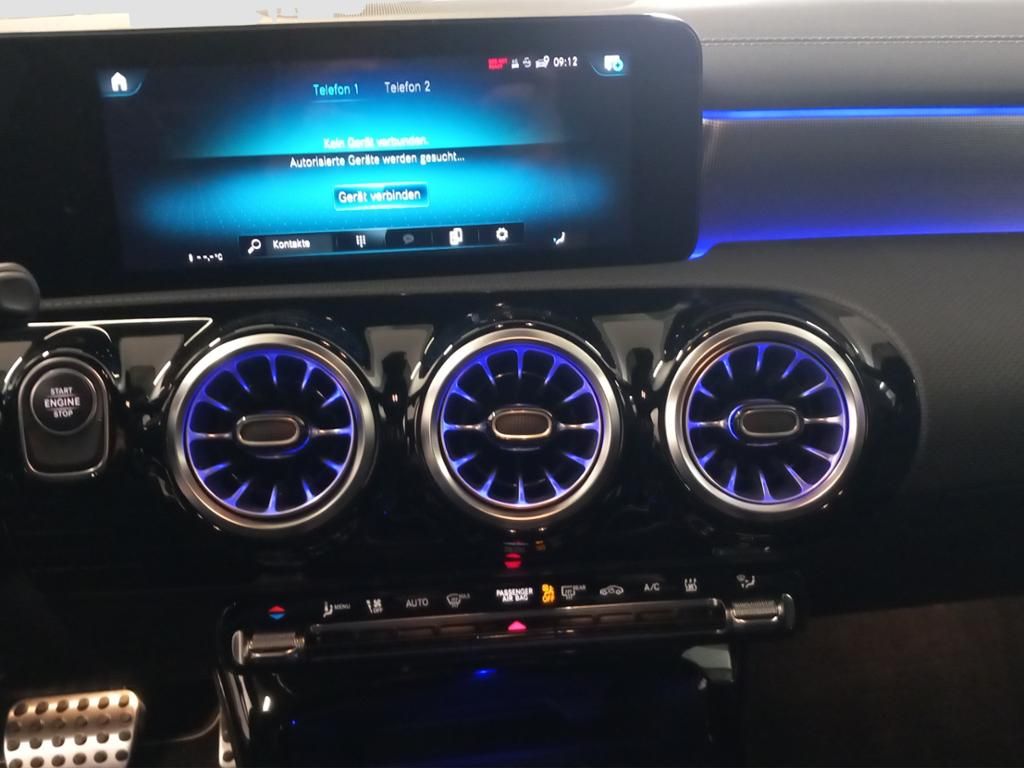 Fahrzeugabbildung Mercedes-Benz A 250 e Kompaktlimousine AMG Line*NightPaket*LED
