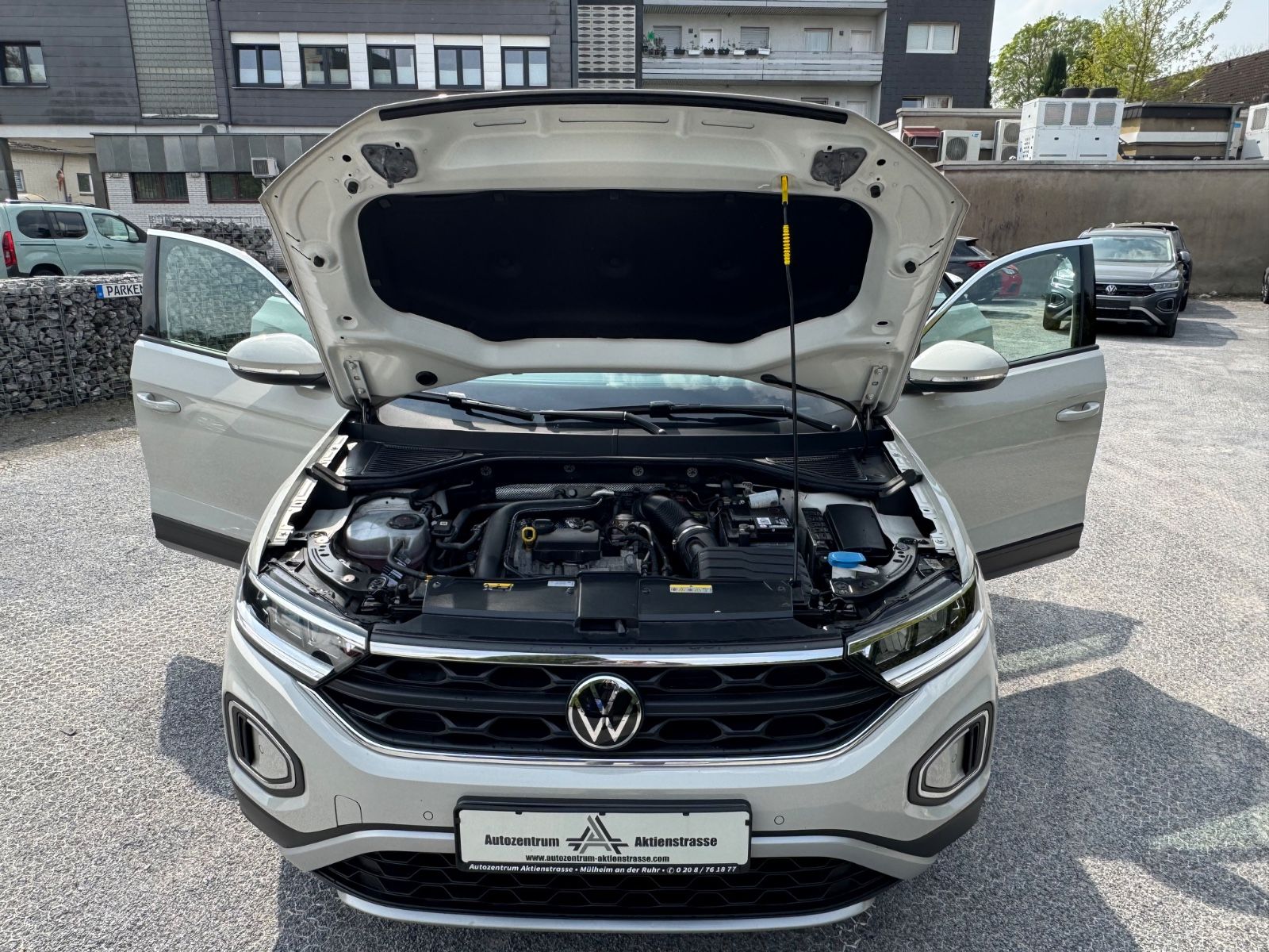 Volkswagen T-Roc Life App-Connect PDC LM Sitzh. LED 1.Hand foto 9