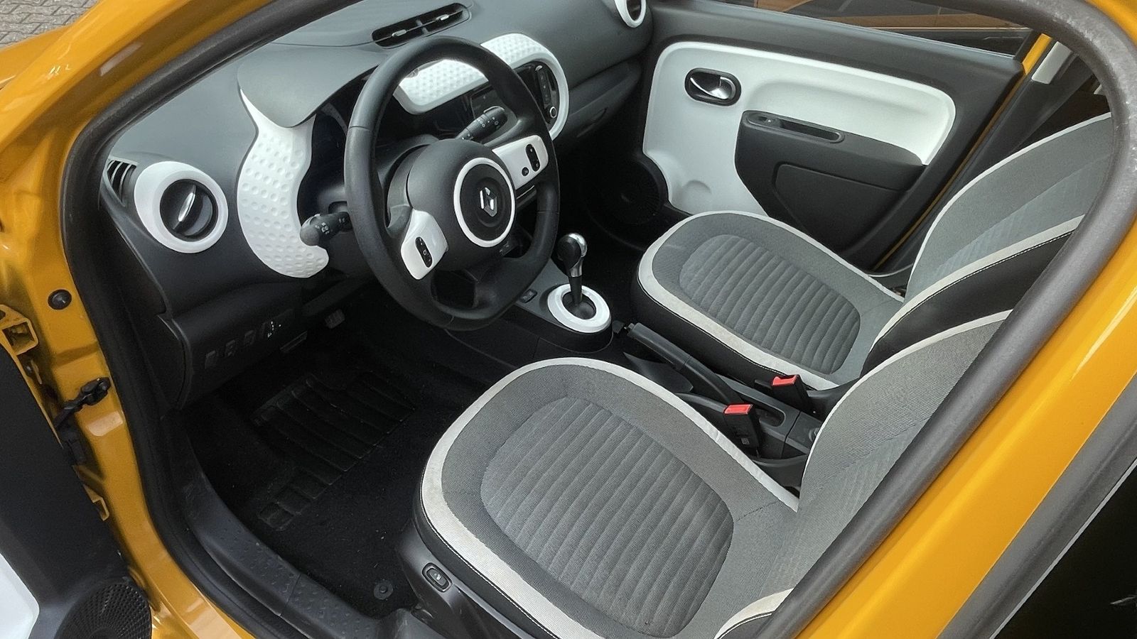 Fahrzeugabbildung Renault Twingo III